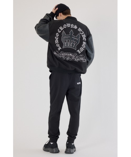 RODEO CROWNS WIDE BOWL(ロデオクラウンズワイドボウル)の「Blackletter スタジャン(スタジャン・メンズ・ブラック・LARGE/MEDIUM)」の8枚目の写真