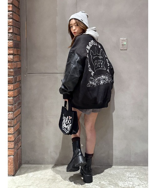 RODEO CROWNS WIDE BOWL(ロデオクラウンズワイドボウル)の「Blackletter スタジャン(スタジャン・メンズ・ブラック・LARGE/MEDIUM)」の20枚目の写真