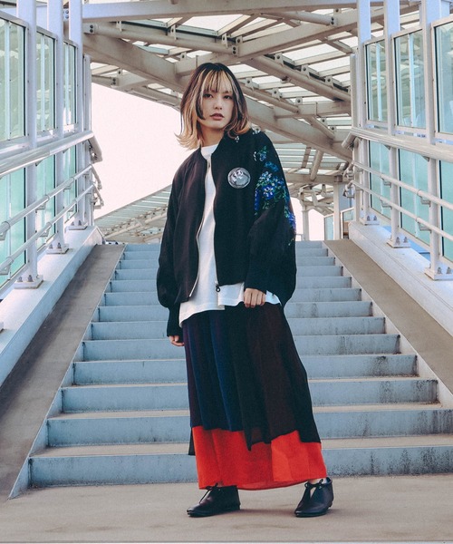 bedsidedrama（ベットサイドドラマ）の「Mosaic Garden Blouson