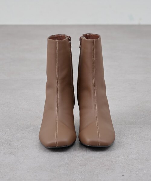 SHENERY（シーナリー）の「センターステッチレザーブーツ（ブーツ・レディース・ブラウン/ブラック・36/37/38）」の3枚目の写真