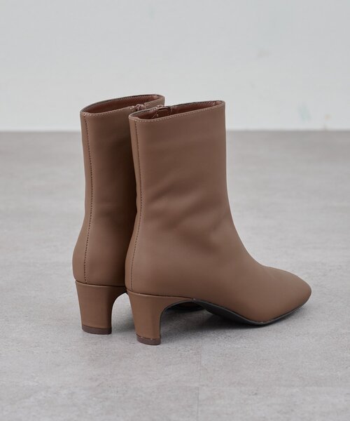 SHENERY（シーナリー）の「センターステッチレザーブーツ（ブーツ・レディース・ブラウン/ブラック・36/37/38）」の5枚目の写真