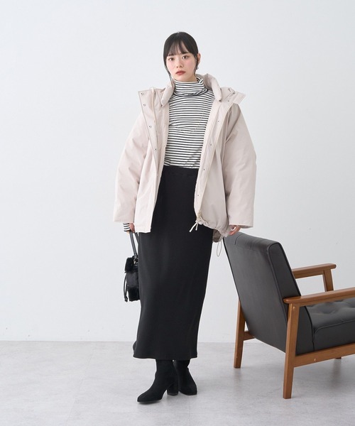 earth music&ecology（アースミュージックアンドエコロジー）の「【防風/2025AW】フーデットパファーコート（ダウンジャケット/コート・レディース・アイボリー/ブラック/ベージュ・L/M）」の7枚目の写真