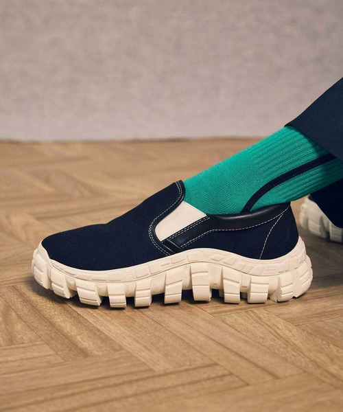 MAISON SPECIAL（メゾンスペシャル）の「《UNISEX》【SPECIAL SHOES FACTORY COLLABORATION】Rattling Sole Slip-on/ラトリングソールスリッポン【MAISON SPECIAL/メゾンスペシャル】（スニーカー・メンズ・マルチ/ブラック・28.5/25.5/26.5/27.5）」の11枚目の写真