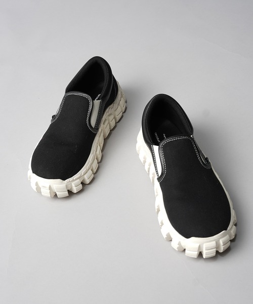 MAISON SPECIAL（メゾンスペシャル）の「《UNISEX》【SPECIAL SHOES FACTORY COLLABORATION】Rattling Sole Slip-on/ラトリングソールスリッポン【MAISON SPECIAL/メゾンスペシャル】（スニーカー・メンズ・マルチ/ブラック・28.5/25.5/26.5/27.5）」の8枚目の写真