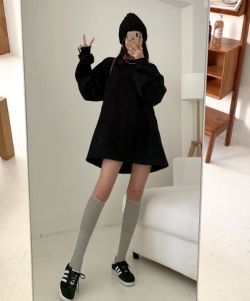 yuue' ( wear )（ユーイ）の「裏起毛オーバーサイズスウェット/ミニワンピース（スウェット・レディース・ライトグレー/グレー/ブラック・FREE）」の16枚目の写真