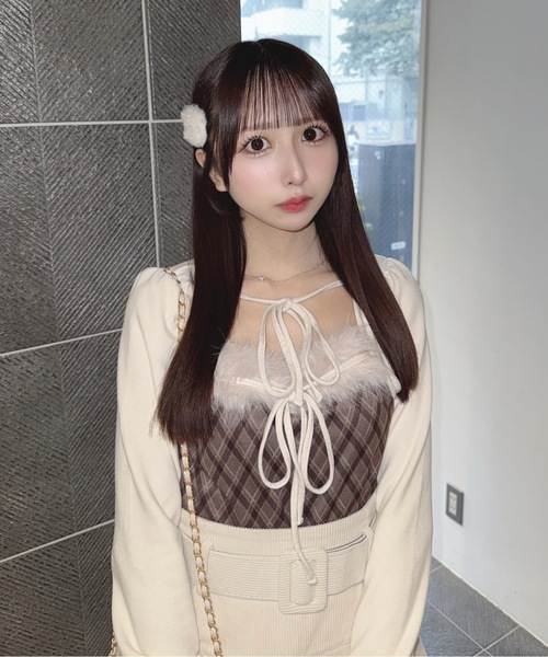 one way(ワンウェイ)の「ファー付きボレロ風トップス(Tシャツ/カットソー・レディース・ブラック系その他/ブラウン系その他/グレー系その他/ベージュ系その他/ライトグレー・FREE)」の22枚目の写真