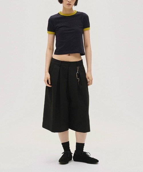 TODAYFUL(トゥデイフル)の「TODAYFUL Twill Bermuda Pants ツイルバミューダパンツ/12610713(その他パンツ・レディース・ブラック・38/36)」の2枚目の写真