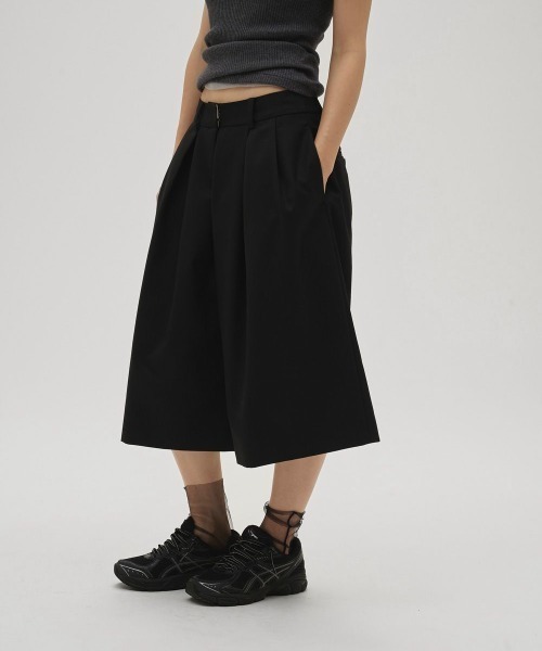 TODAYFUL(トゥデイフル)の「TODAYFUL Twill Bermuda Pants ツイルバミューダパンツ/12610713(その他パンツ・レディース・ブラック・38/36)」の5枚目の写真