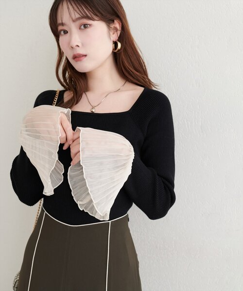 natural couture(ナチュラルクチュール)の「【WEB限定】袖フリルニット(ニット/セーター・レディース・ブラック/アイボリー/ブラウン・FREE)」の11枚目の写真