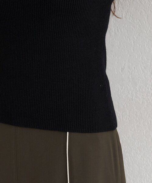 natural couture(ナチュラルクチュール)の「【WEB限定】袖フリルニット(ニット/セーター・レディース・ブラック/アイボリー/ブラウン・FREE)」の17枚目の写真