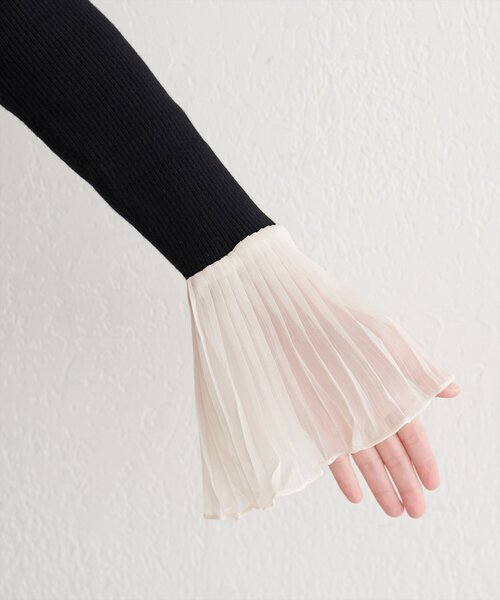 natural couture(ナチュラルクチュール)の「【WEB限定】袖フリルニット(ニット/セーター・レディース・ブラック/アイボリー/ブラウン・FREE)」の18枚目の写真