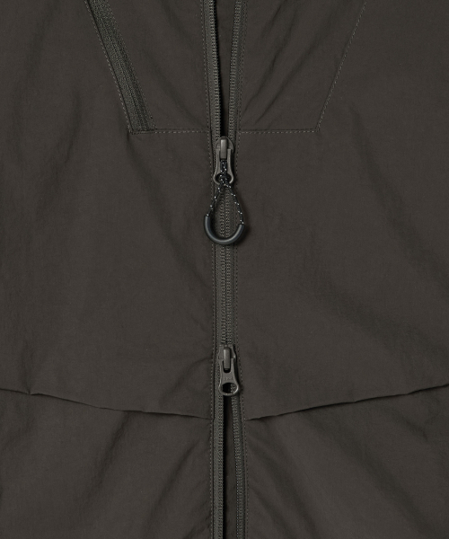 MUSINSA STANDARD（ムシンサスタンダード）の「[シティレジャー] スティッチウィンドブレーカージャケット [マッドグレー]（ナイロンジャケット・メンズ・その他・MEDIUM/LARGE/X-LARGE/XX-LARGE）」の6枚目の写真