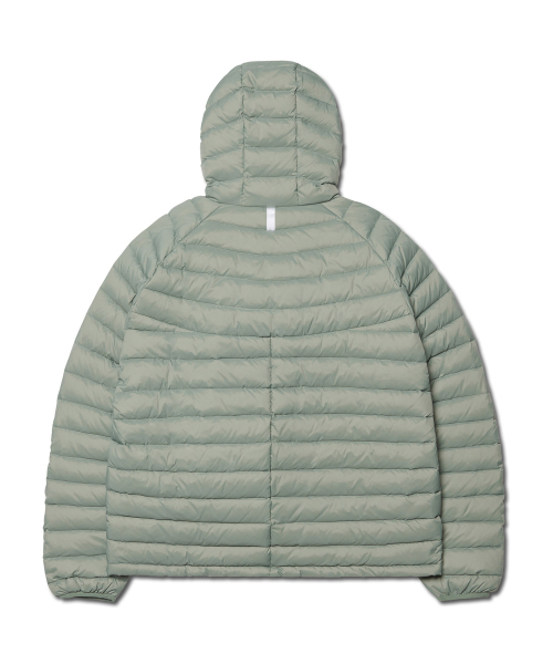 NOMANUAL(NOMANUAL)の「NUBES LIGHT DUCK DOWN - PALE KHAKI(ダウンジャケット/コート・レディース・その他・SMALL/MEDIUM/LARGE/X-LARGE)」の2枚目の写真
