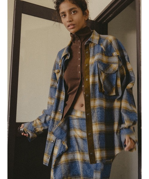 ELCHELE(エルチェレ)の「BLOUSING CHECK SHIRT(シャツ/ブラウス・レディース・ブラウン/グリーン/ブルー・FREE)」の16枚目の写真