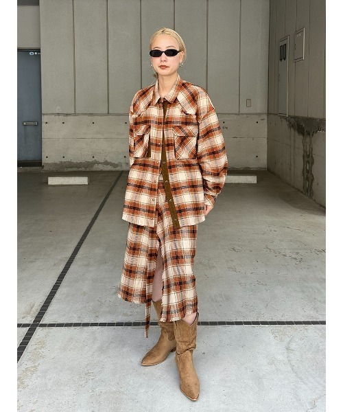 ELCHELE(エルチェレ)の「BLOUSING CHECK SHIRT(シャツ/ブラウス・レディース・ブラウン/グリーン/ブルー・FREE)」の15枚目の写真