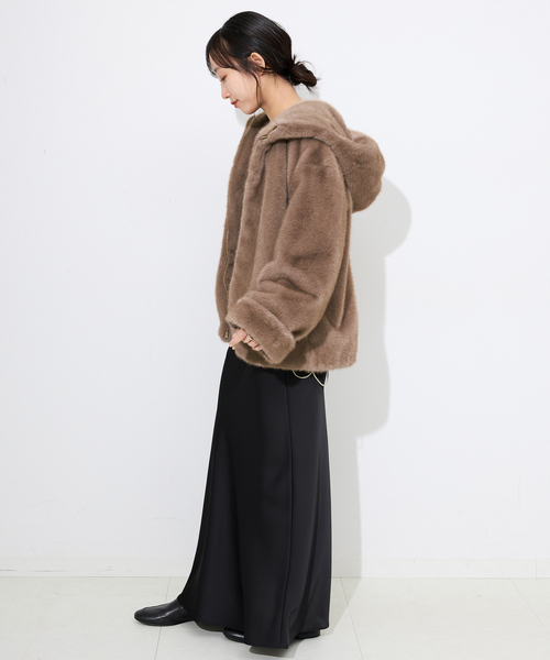 WEB限定/追加》FAKEファーフードブルゾン（その他アウター）｜SLOBE