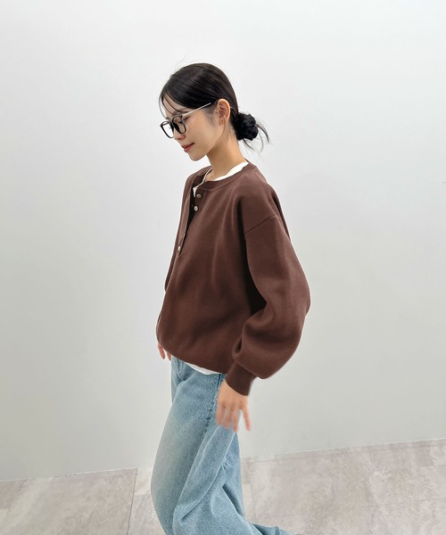 Futier land（フューティアランド）の「ヘンリーネックニットPO（ニット/セーター・レディース・ブラウン/オフホワイト/グレー・FREE）」の9枚目の写真