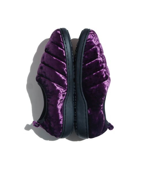 SUBU(スブ)の「SUBU / VAMP VELVET / PURPLE(スリッポン・メンズ・パープル・00/0/1/2/3/4)」の3枚目の写真