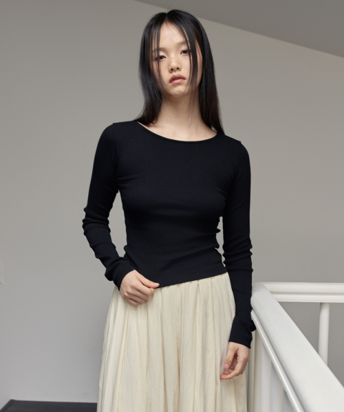 38COMEONCOMMON(38カモンコモン)の「Ribbed Boat-neck Slim T-Shirts (Black)(Tシャツ/カットソー・レディース・その他・FREE)」の1枚目の写真