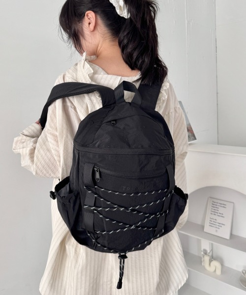 Loueme(ルエム)の「ドローコードバックパック(バックパック/リュック・レディース・ブラック/ライトブルー/ライトグレー/ピンク・FREE)」の18枚目の写真