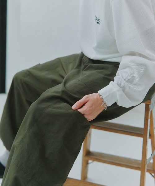 MAISON CLUB(メゾンクラブ)の「【MAISON CLUB】Thermal Crewneck Sweater Tee KKP/ サーマルクルーネックスウェット(スウェット・メンズ・ブラック/グレー/ホワイト・L/M)」の22枚目の写真