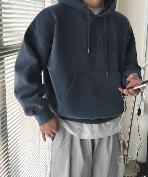 NOWLE(ノウル)の「【NOWLE】立体アーチロゴ プルオーバー パーカー NEW YORK(パーカー・メンズ・スモークピンク/グレイッシュブルー・X-LARGE/LARGE/MEDIUM)」の20枚目の写真