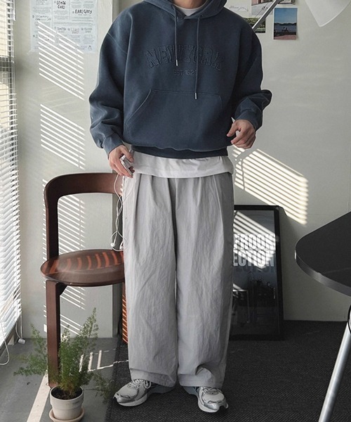 NOWLE(ノウル)の「【NOWLE】立体アーチロゴ プルオーバー パーカー NEW YORK(パーカー・メンズ・スモークピンク/グレイッシュブルー・X-LARGE/LARGE/MEDIUM)」の21枚目の写真