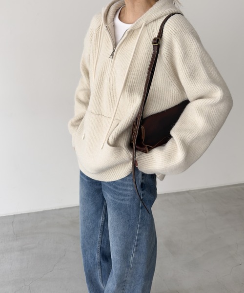 CANAL JEAN（キャナルジーン）の「El mar　あぜ編みウールハーフZIPパーカー（ニット/セーター・レディース・アイボリー/チャコールグレー・ONE SIZE）」の11枚目の写真