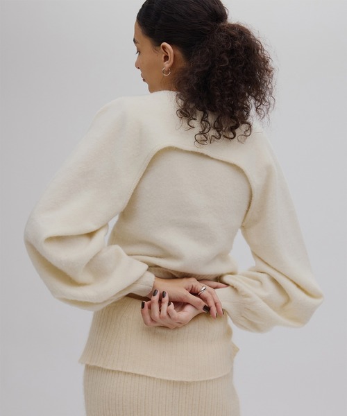 Ameri（アメリ）の「3WAY MINK TOUCH KNIT TOP（ニット/セーター・レディース・アイボリー/グレー/レッド・FREE）」の16枚目の写真