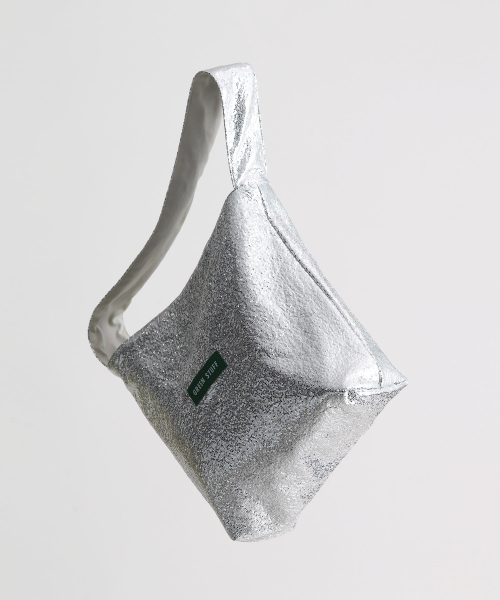 GREEN STUFF（グリーンスタッフ）の「seem full bag 62 - glitter texture silver（ショルダーバッグ・レディース・その他・FREE）」の8枚目の写真