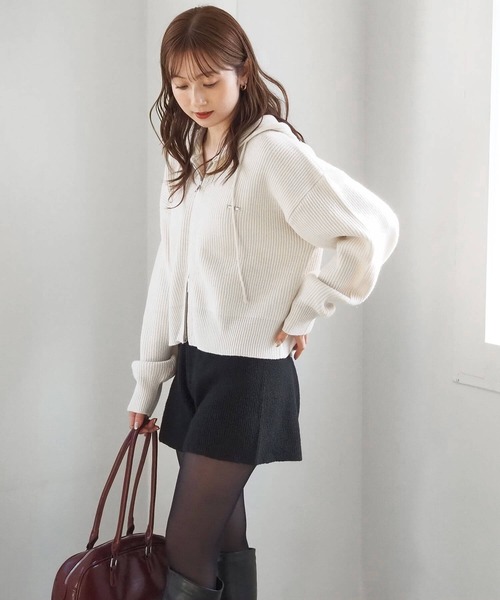 tiptop（ティップトップ）の「プレート付きダブルジップニットパーカー（パーカー・レディース・アイボリー/グレー/チャコールグレー・FREE）」の6枚目の写真