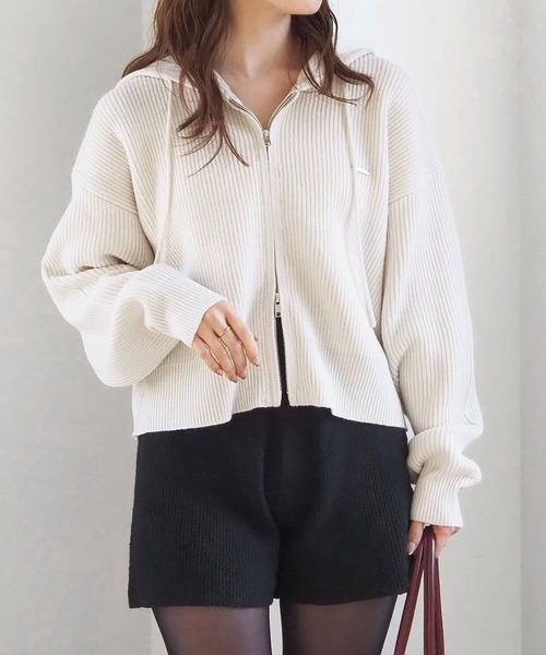 tiptop（ティップトップ）の「プレート付きダブルジップニットパーカー（パーカー・レディース・アイボリー/グレー/チャコールグレー・FREE）」の7枚目の写真