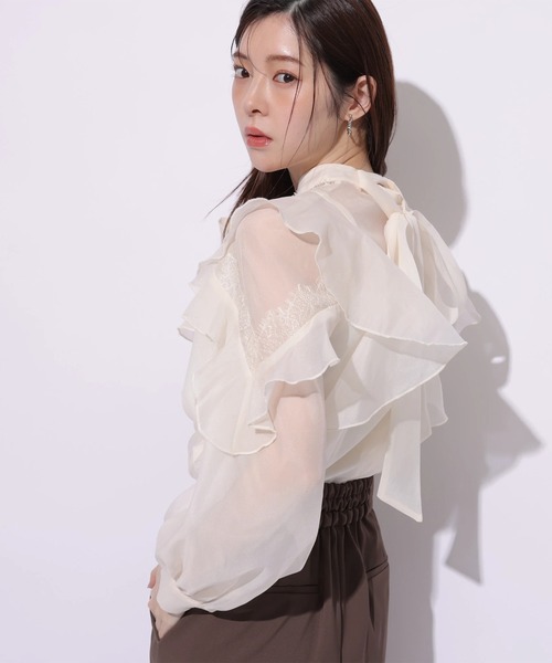 Rirandture(リランドチュール)の「レースラッフルエアリーブラウス(シャツ/ブラウス・レディース・オフホワイト・2)」の6枚目の写真