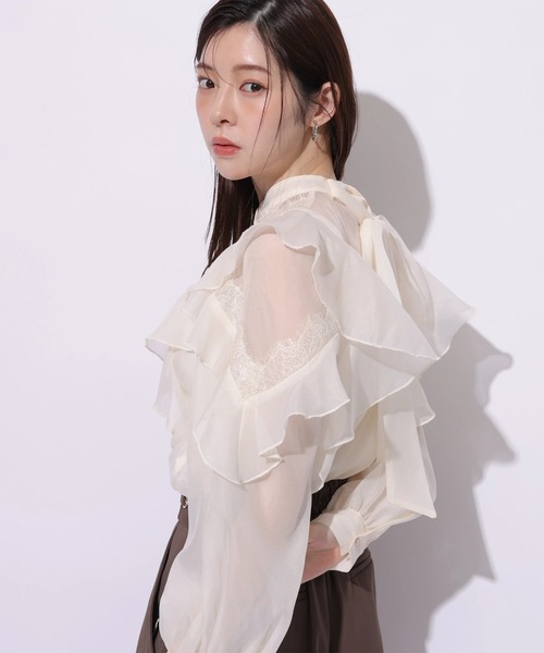 Rirandture(リランドチュール)の「レースラッフルエアリーブラウス(シャツ/ブラウス・レディース・オフホワイト・2)」の7枚目の写真