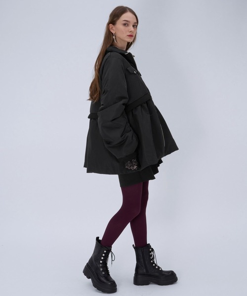 HARE(ハレ)の「MA-1ライクペプラムブルゾン(HARE)(ブルゾン・レディース・ブラック/グレー・FREE)」の6枚目の写真