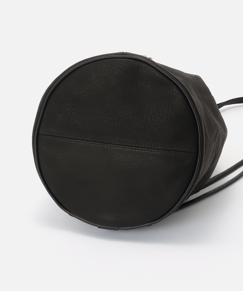 FRAMeWORK(フレームワーク)の「BRICK/ブリック 別注DEERSKIN POOLバッグ(ショルダーバッグ・レディース・ブラック・FREE)」の4枚目の写真