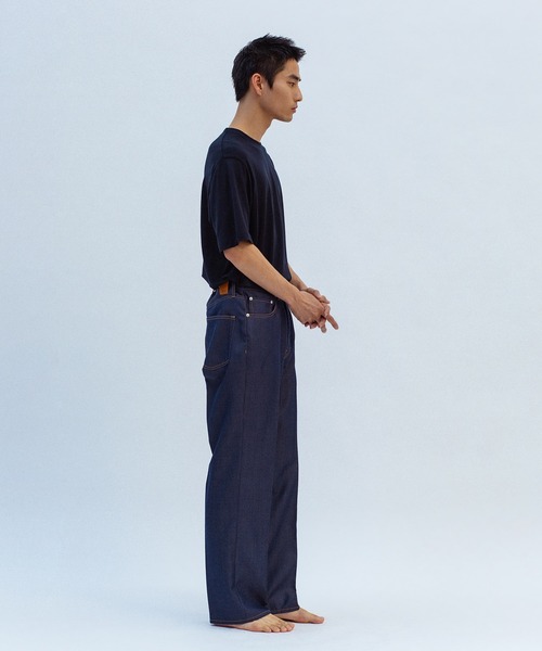 ADAM ET ROPE'(アダムエロペ)の「【NIKKE】ストレート デニム スラックス / ADAM ET ROPE' JEANS -IMAG-(スラックス・メンズ・ブラック系その他2/ブラック/ネイビー・XL/L/M/S)」の16枚目の写真