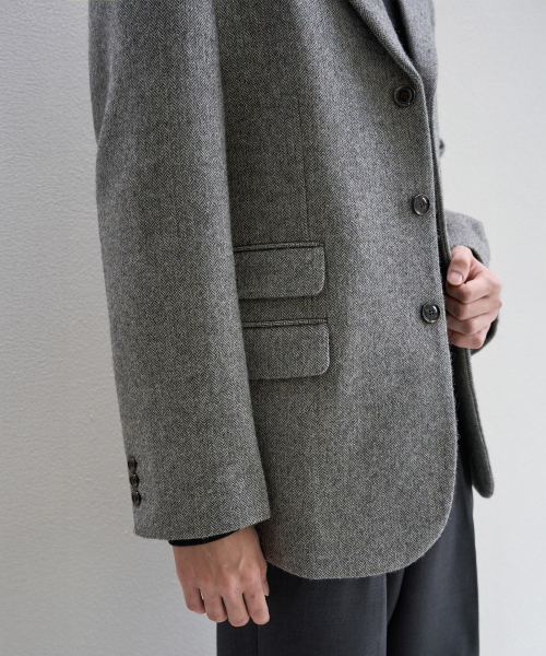 TRIP LE SENS（トリップ ル センス）の「[F/W]ツーフラップポケット3Bブレザー_ヘリンボーンブラック（テーラードジャケット・メンズ・その他・M/L）」の3枚目の写真