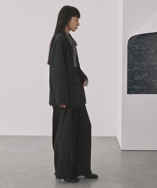 ELUNIS（エルニス）の「レースレイヤードダブルジャケット（テーラードジャケット・レディース・グレー/ブラック・FREE）」の7枚目の写真