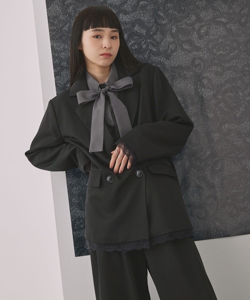 ELUNIS（エルニス）の「レースレイヤードダブルジャケット（テーラードジャケット・レディース・グレー/ブラック・FREE）」の8枚目の写真