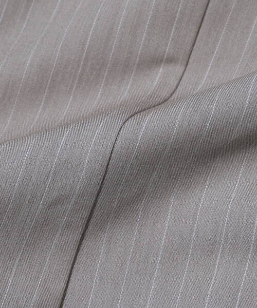 Firsthand(ファーストハンド)の「Firsthand/ファーストハンド ピンストライプ フレア ヘム ショートジレ(ベスト・レディース・ベージュ/グレー・FREE)」の21枚目の写真