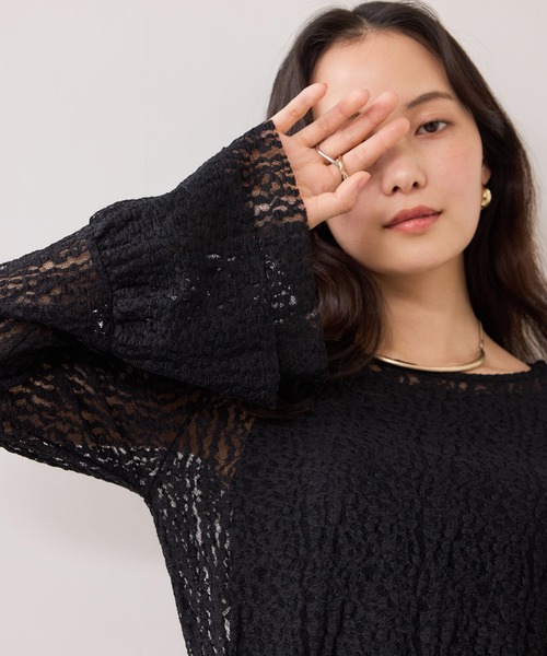 VIS(ビス)の「フレアスリーブレーストップス(Tシャツ/カットソー・レディース・オフホワイト/ブラック・FREE)」の1枚目の写真