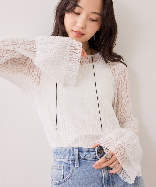 VIS(ビス)の「フレアスリーブレーストップス(Tシャツ/カットソー・レディース・オフホワイト/ブラック・FREE)」の4枚目の写真