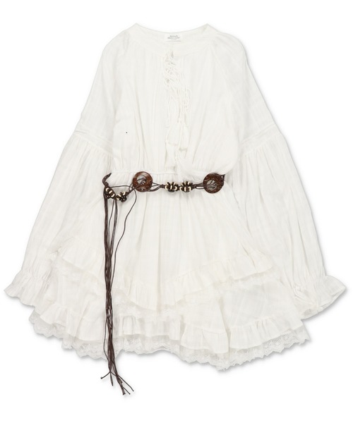 SPINNS（スピンズ）の「一枚で雰囲気完成☆ナチュラル×ウエスタンなベルト付きブラウスワンピ（ワンピース・レディース・オフホワイト・ONESIZE）」の19枚目の写真