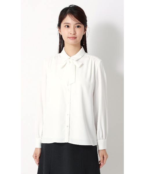 AOYAMA（アオヤマ）の「シャツ襟取り外しリボンブラウス【長袖】【2WAY】｜学生＆通勤＆オフィス＆入卒＆セレモニー＆オケージョン｜（シャツ/ブラウス・レディース・ホワイト/ラベンダー・S/M/L/LL）」の4枚目の写真