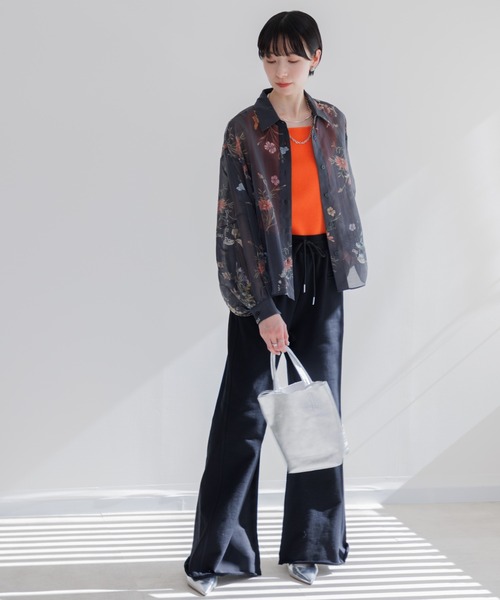 Paradise Picnic（パラダイスピクニック）の「TRANOI. ヴィンテージフラワーブラウス（シャツ/ブラウス・レディース・ベージュ/ブラック・FREE）」の4枚目の写真