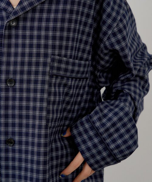 WHIMSIC(ウィムジック)の「【WHIMSIC/SETUP対応/2サイズ展開】パイピングパジャマシャツ(シャツ/ブラウス・メンズ・ブラック/グレー/ネイビー・FREE)」の12枚目の写真