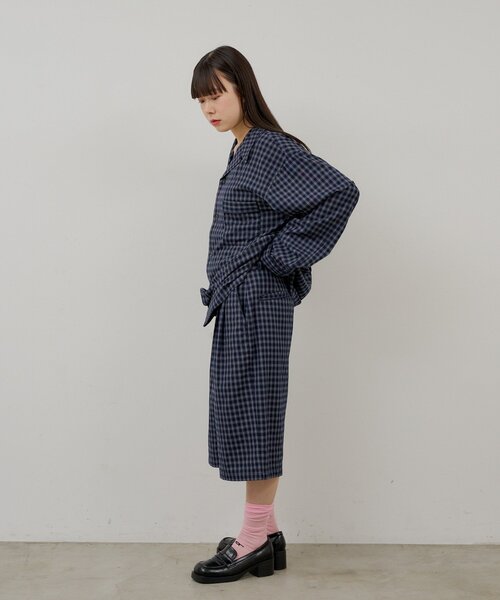 WHIMSIC(ウィムジック)の「【WHIMSIC/SETUP対応/2サイズ展開】パイピングパジャマシャツ(シャツ/ブラウス・レディース・ブラック/グレー/ネイビー・FREE)」の4枚目の写真