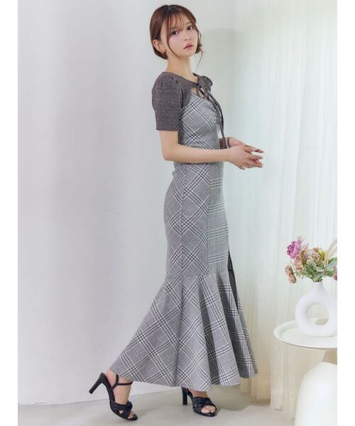 EATME(イートミー)の「2WAYセットチェックキャミワンピース(ワンピース・レディース・グレー/アイボリー/ブラック・FREE)」の7枚目の写真