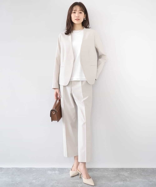 MK MICHEL KLEIN（エムケーミッシェルクラン）の「[イージーケア/洗える]ドライタッチストレッチ カラーレスジャケット（ノーカラージャケット・レディース・ネイビー/グレイッシュベージュ・38/40）」の10枚目の写真
